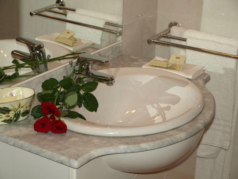 Hotel Karol Monza Dış mekan fotoğraf