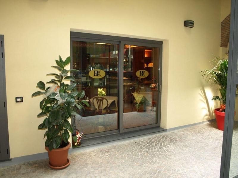 Hotel Karol Monza Dış mekan fotoğraf