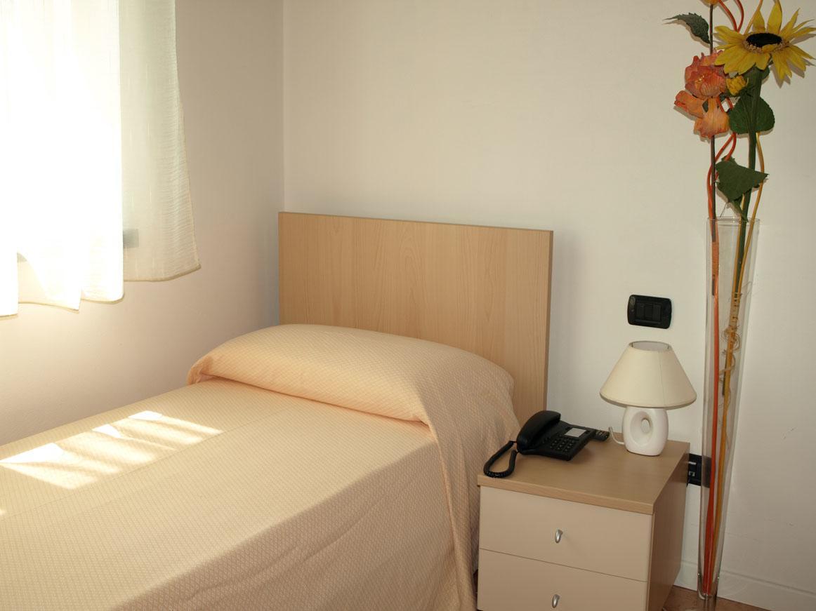 Hotel Karol Monza Dış mekan fotoğraf