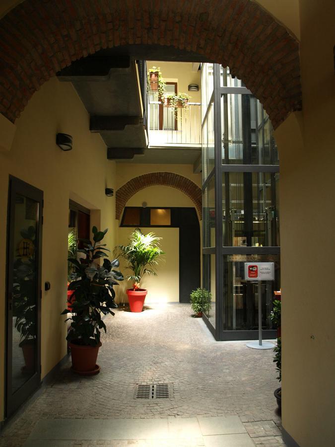 Hotel Karol Monza Dış mekan fotoğraf